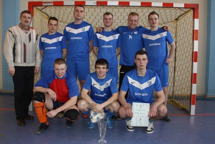 puchar-burmistrza-piechowic-dla-siowni-fit-zone-foto-45360