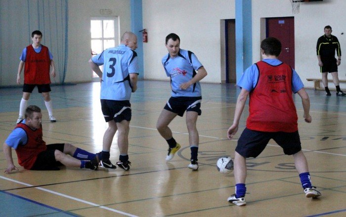 puchar-burmistrza-piechowic-dla-siowni-fit-zone-foto-45360