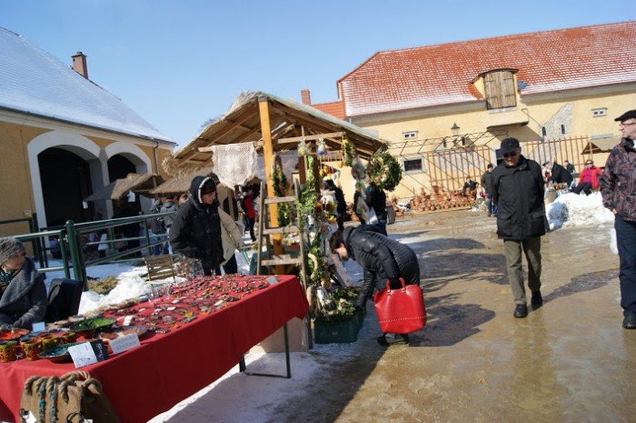 kiermasz-wiosenny-w-omnicy-z-tysiacem-niezwykosci-foto-45368