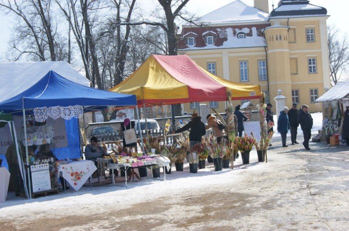 kiermasz-wiosenny-w-omnicy-z-tysiacem-niezwykosci-foto-45368