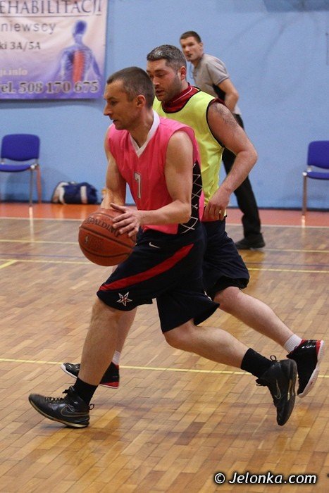 as-amator-lepszy-w-meczu-na-szczycie-foto-45383