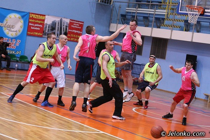 as-amator-lepszy-w-meczu-na-szczycie-foto-45383