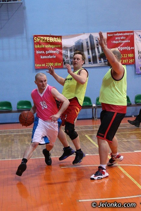 as-amator-lepszy-w-meczu-na-szczycie-foto-45383