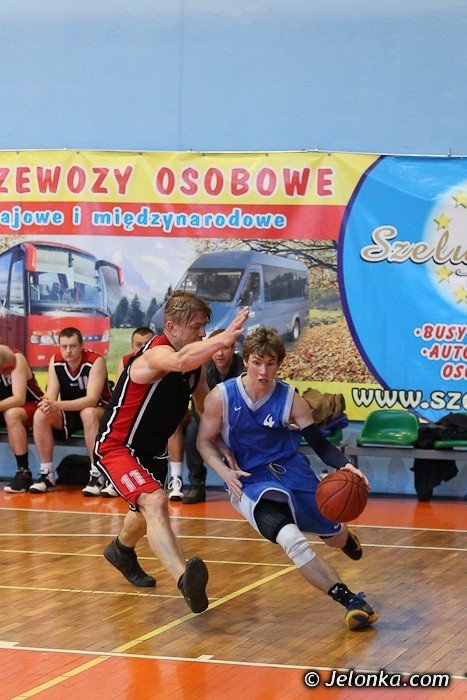 as-amator-lepszy-w-meczu-na-szczycie-foto-45383