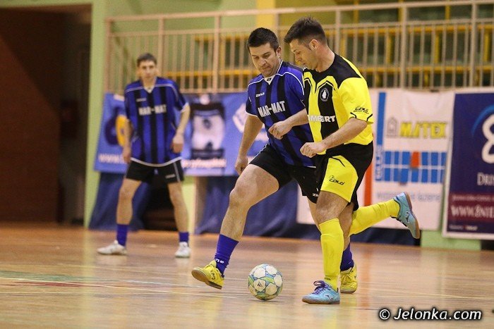 jeleniogorska-liga-biznesu-rozstrzelali-sie-po-przerwie-foto-45409