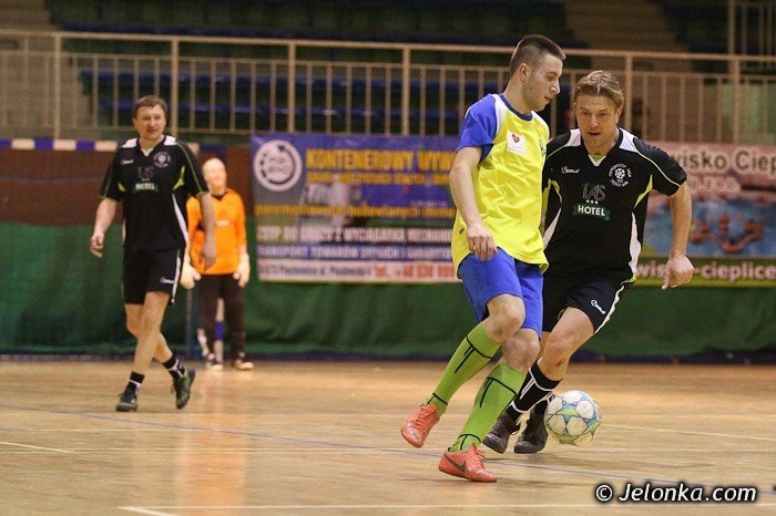 jeleniogorska-liga-biznesu-rozstrzelali-sie-po-przerwie-foto-45409