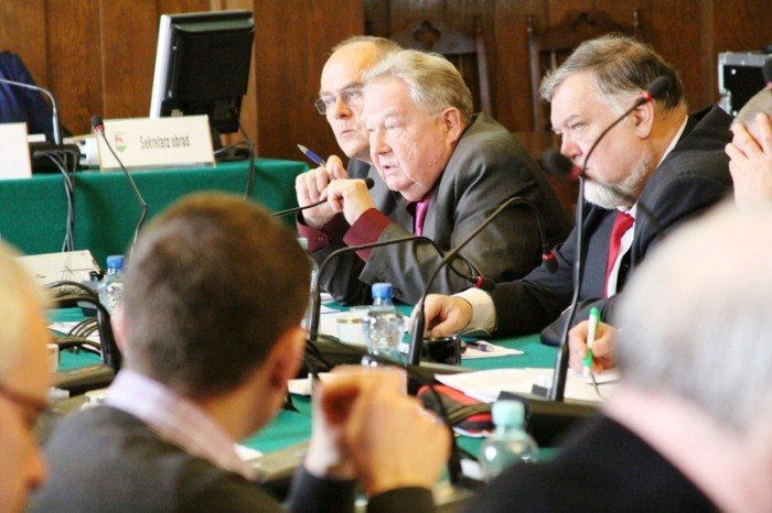 nowy-przewodniczacy-rady-leszek-wrotniewski-dziekuje-za-zaufanie-foto-45414