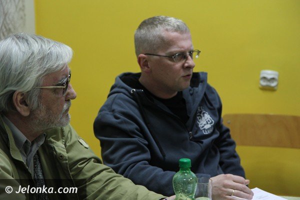 trwa-debata-jak-rozwiazac-brak-parkingow-w-centrum-cieplic-foto-45441