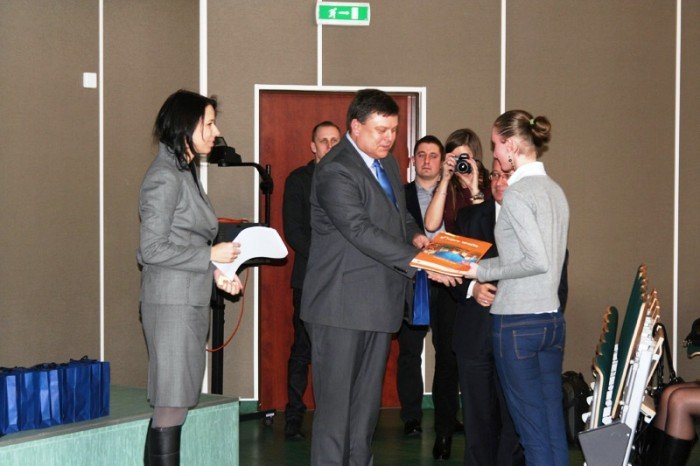 pojedynek-logistyczny-na-uniwersytecie-ekonomicznym-foto-45487