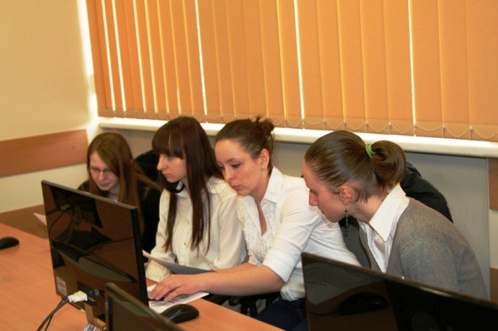 pojedynek-logistyczny-na-uniwersytecie-ekonomicznym-foto-45487