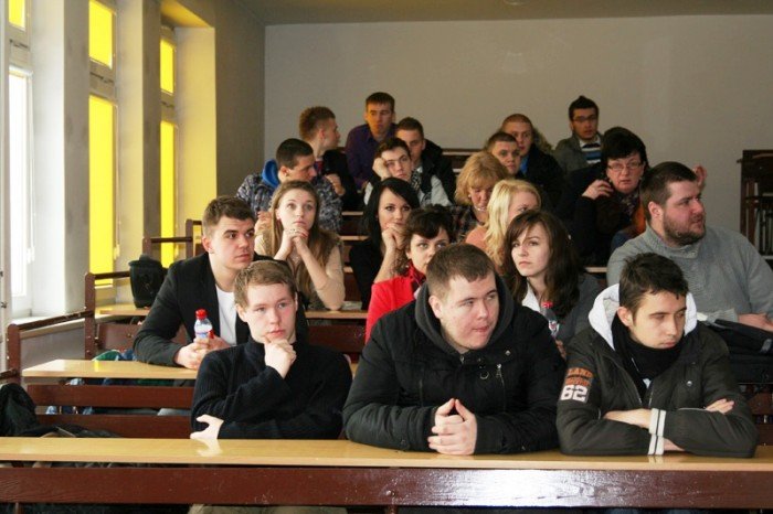 pojedynek-logistyczny-na-uniwersytecie-ekonomicznym-foto-45487