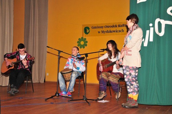 pieknym-spiewem-przywoywali-wiosne-w-mysakowicach-foto-45515