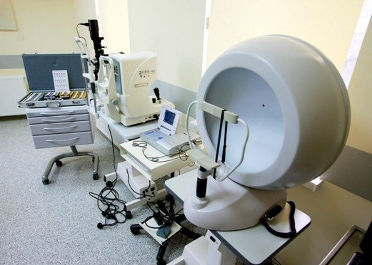 operacje-zacmy-w-kcm-clinic-45517