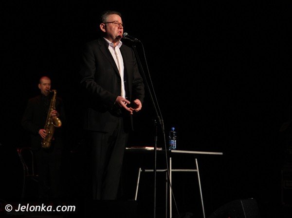 artur-andrus-zachwyci-znanymi-przebojami-w-norwidzie-foto-45534