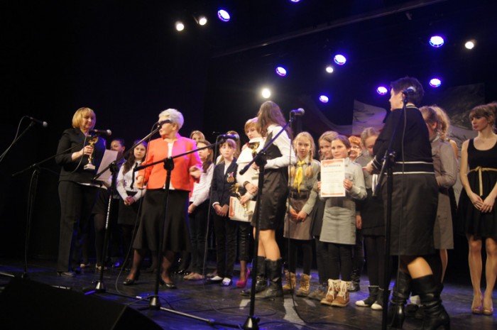 wielki-koncert-galowy-piosenki-i-piesni-patriotycznej-foto-45559