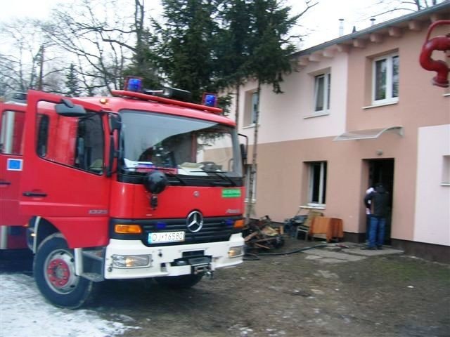 chora-kobieta-doprowadzia-do-pozaru-sasiedzi-alarmowali-o-zagrozeniu-juz-ponad-rok-temu-foto-45564