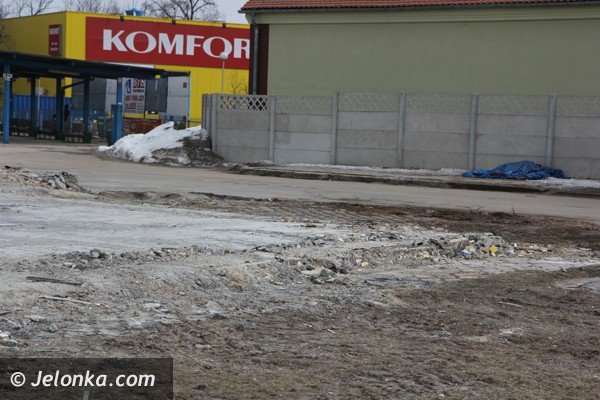 na-terenie-jeleniogorskiego-dworca-pks-powstanie-galeria-foto-45622
