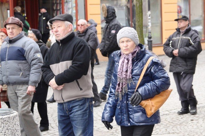 jeleniogorzanie-droga-krzyzowa-daje-nam-sie-foto-45623