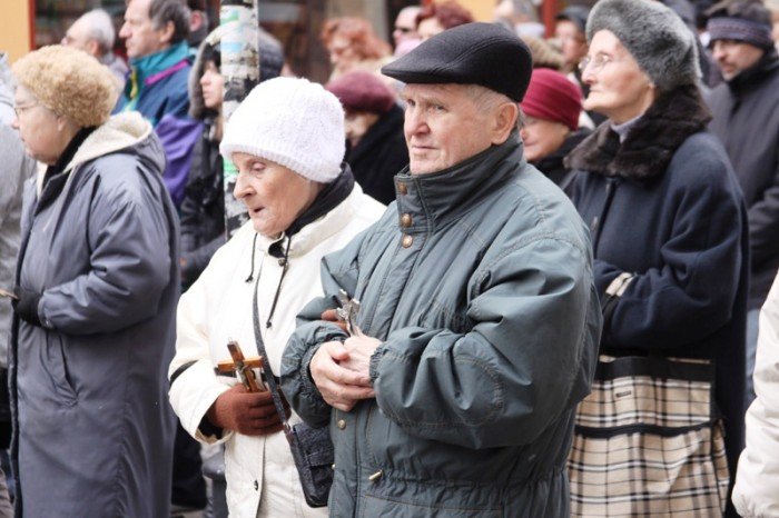 jeleniogorzanie-droga-krzyzowa-daje-nam-sie-foto-45623