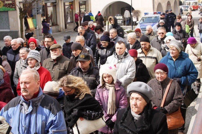 jeleniogorzanie-droga-krzyzowa-daje-nam-sie-foto-45623