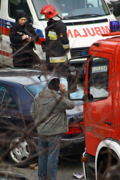 przejecha-po-nogach-lezacemu-mezczyznie-foto-45638