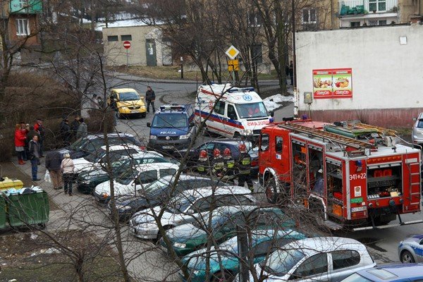 przejecha-po-nogach-lezacemu-mezczyznie-foto-45638