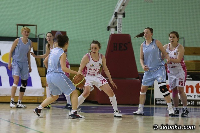 porazka-juniorek-karkonoszy-wyniki-drugiego-dnia-turnieju-pofinaowego-foto-45716