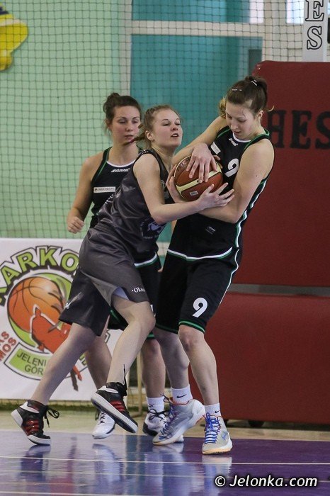 porazka-juniorek-karkonoszy-wyniki-drugiego-dnia-turnieju-pofinaowego-foto-45716