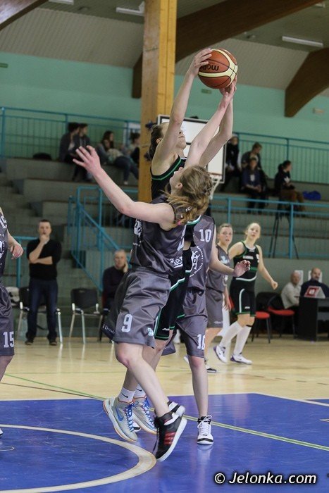 porazka-juniorek-karkonoszy-wyniki-drugiego-dnia-turnieju-pofinaowego-foto-45716