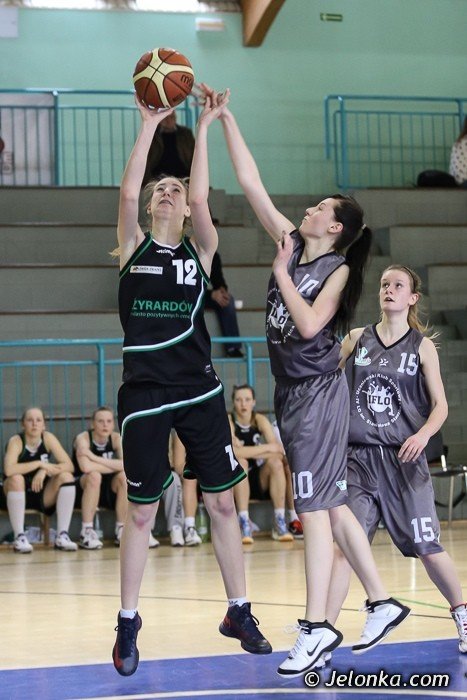 porazka-juniorek-karkonoszy-wyniki-drugiego-dnia-turnieju-pofinaowego-foto-45716