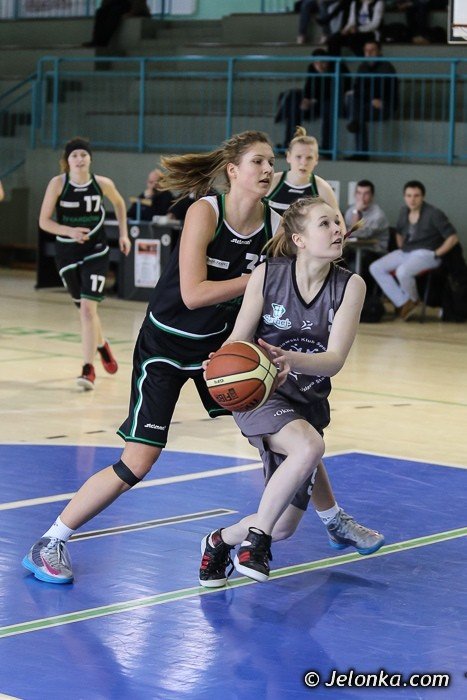 porazka-juniorek-karkonoszy-wyniki-drugiego-dnia-turnieju-pofinaowego-foto-45716