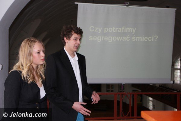 uczniowie-zeroma-debatowali-o-segregacji-smieci-foto-45724