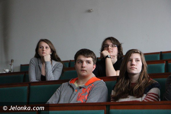 uczniowie-zeroma-debatowali-o-segregacji-smieci-foto-45724