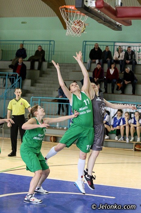 gadkie-zwyciestwo-koszykarek-foto-45745