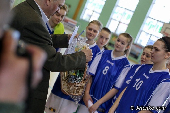 trojka-zyrardow-i-basket-bydgoszcz-awansoway-do-finau-foto-45755