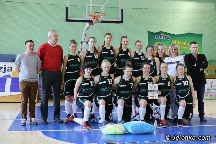 trojka-zyrardow-i-basket-bydgoszcz-awansoway-do-finau-foto-45755