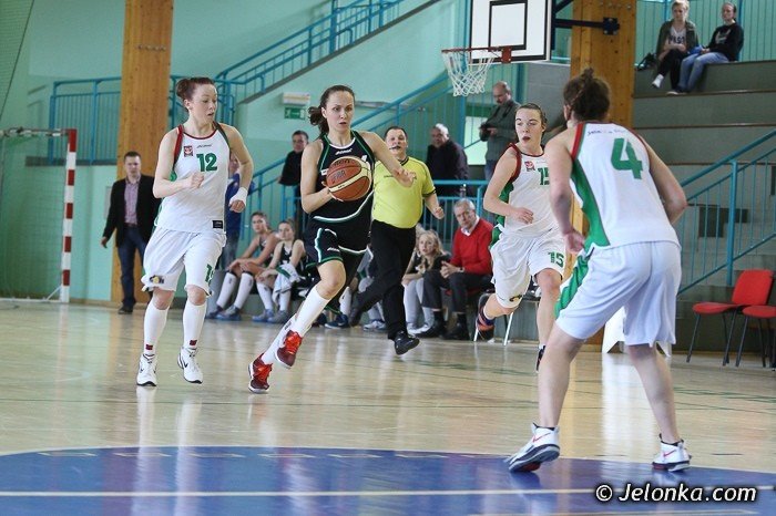 trojka-zyrardow-i-basket-bydgoszcz-awansoway-do-finau-foto-45755