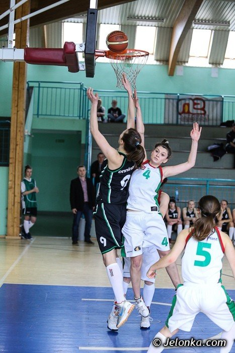 trojka-zyrardow-i-basket-bydgoszcz-awansoway-do-finau-foto-45755