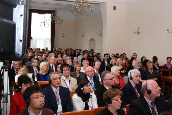 miedzynarodowy-dzien-inwalidy-w-zgorzelcu-z-odznaczeniami-wykadami-i-warsztatami-foto-45782