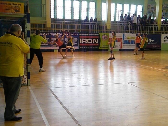 szczypiornistki-ekonoma-na-podium-w-finale-strefowym-45813
