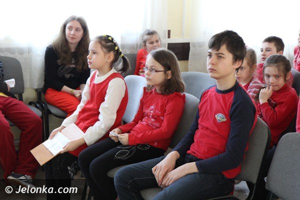 nauka-niemieckiego-poprzez-zabawe-jest-super-mowia-dzieci-z-sosnowki-foto-45824