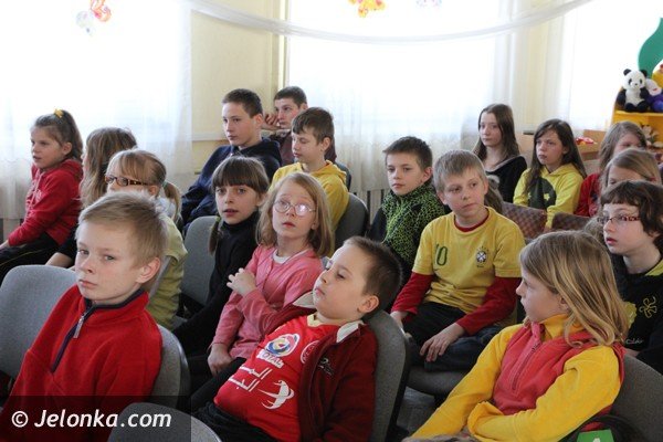 nauka-niemieckiego-poprzez-zabawe-jest-super-mowia-dzieci-z-sosnowki-foto-45824