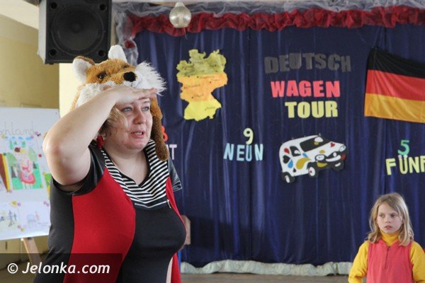 nauka-niemieckiego-poprzez-zabawe-jest-super-mowia-dzieci-z-sosnowki-foto-45824