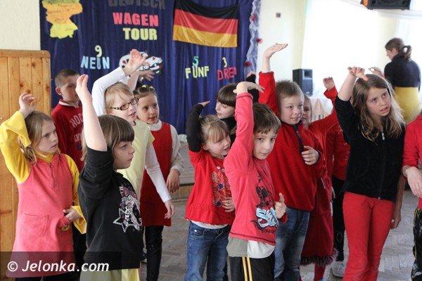 nauka-niemieckiego-poprzez-zabawe-jest-super-mowia-dzieci-z-sosnowki-foto-45824