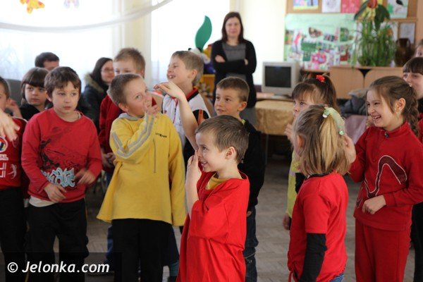 nauka-niemieckiego-poprzez-zabawe-jest-super-mowia-dzieci-z-sosnowki-foto-45824