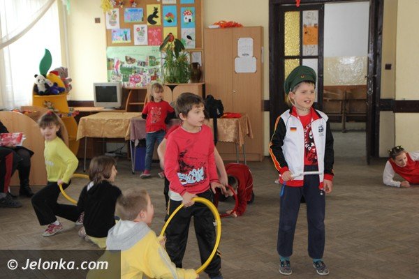 nauka-niemieckiego-poprzez-zabawe-jest-super-mowia-dzieci-z-sosnowki-foto-45824
