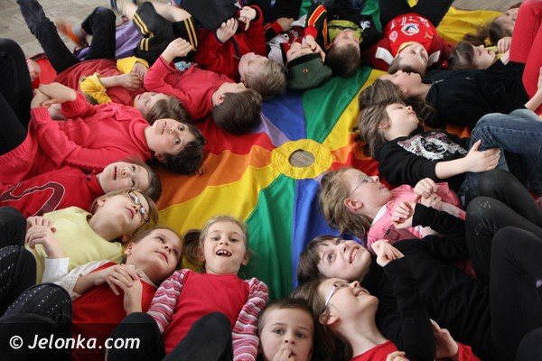 nauka-niemieckiego-poprzez-zabawe-jest-super-mowia-dzieci-z-sosnowki-foto-45824