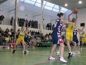 azs-kk-muks-poznan-relacja-i-foto-z-meczu-koszykowki-4584