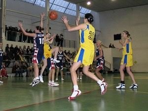 azs-kk-muks-poznan-relacja-i-foto-z-meczu-koszykowki-4584