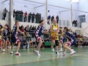 azs-kk-muks-poznan-relacja-i-foto-z-meczu-koszykowki-4584
